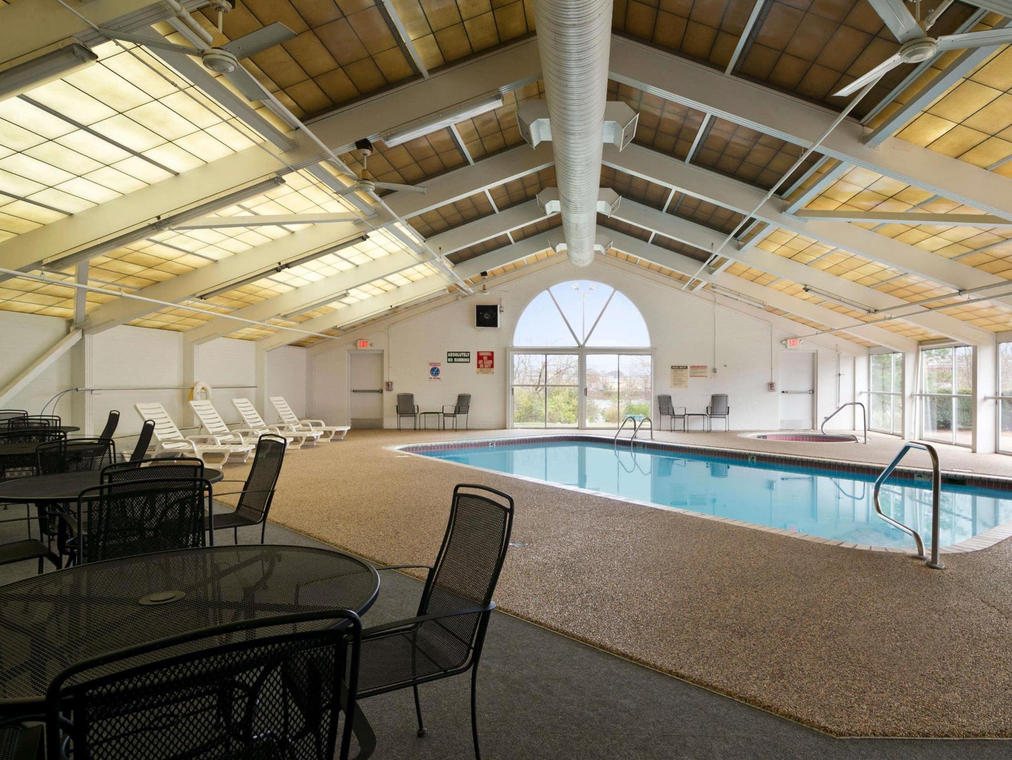Wingate By Wyndham Canton-Hall Of Fame Bagian luar foto